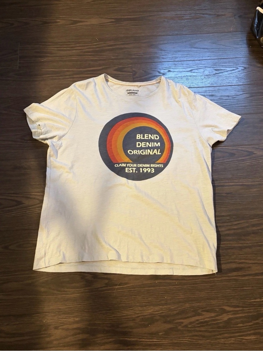 Graphic Short Sleeve Tee in Cream